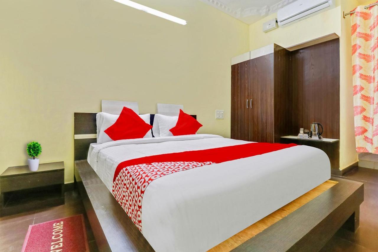 Oyo J P Palace Hotel Dod Ballapur Luaran gambar