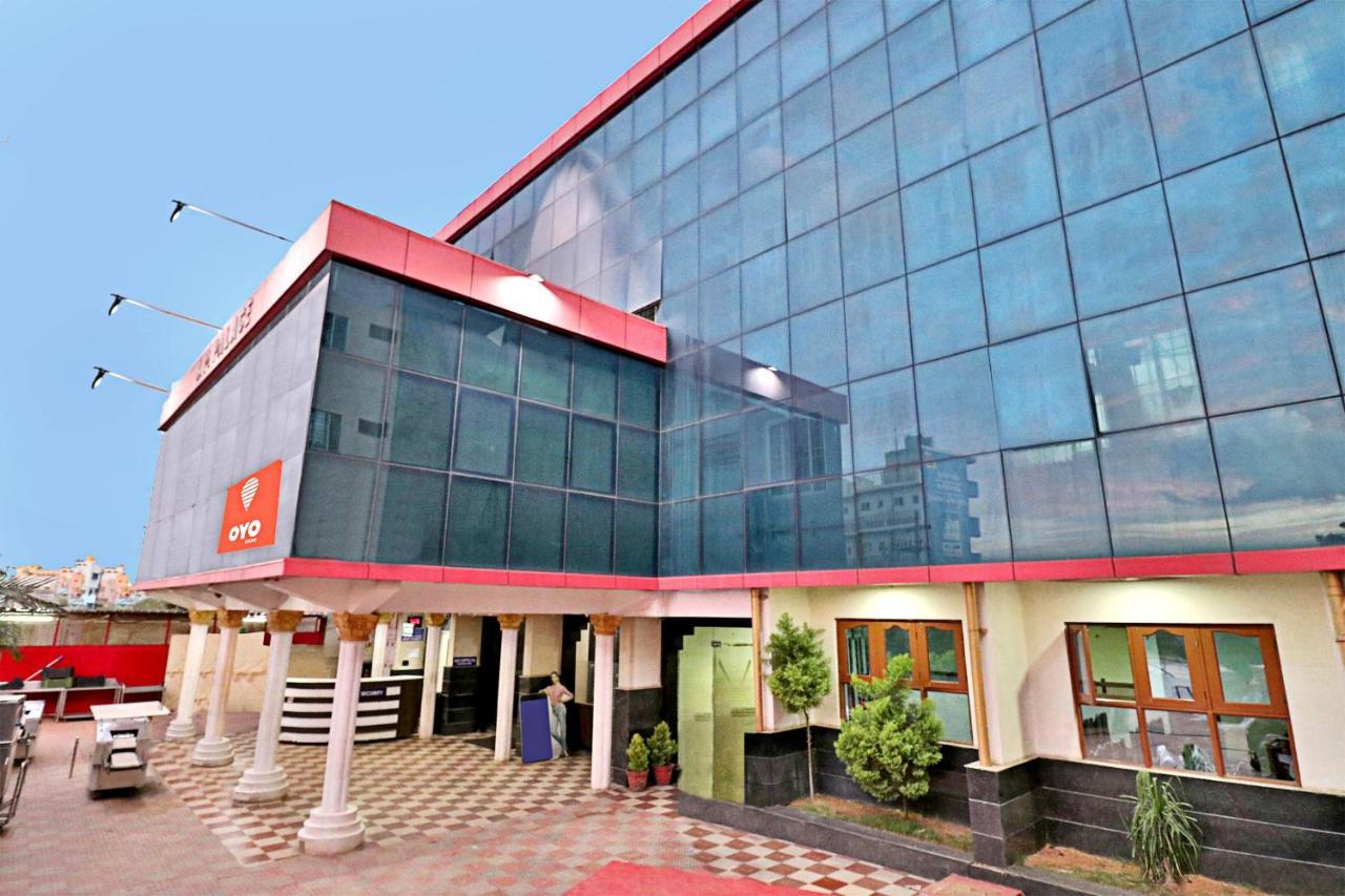 Oyo J P Palace Hotel Dod Ballapur Luaran gambar