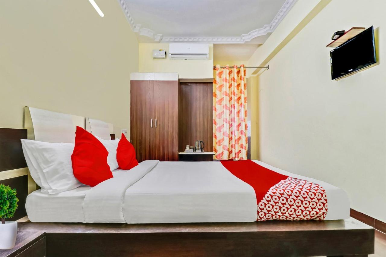 Oyo J P Palace Hotel Dod Ballapur Luaran gambar