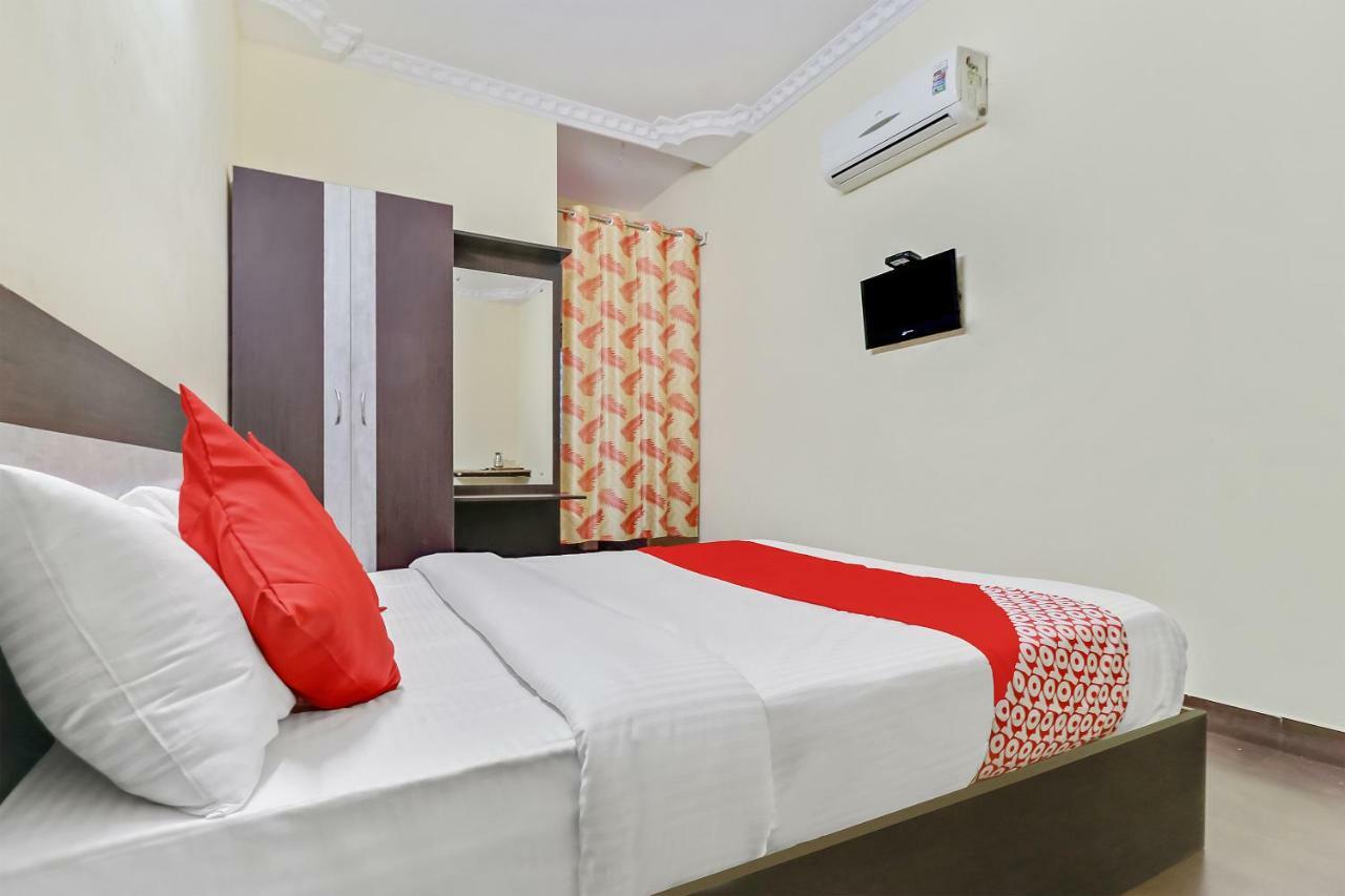 Oyo J P Palace Hotel Dod Ballapur Luaran gambar